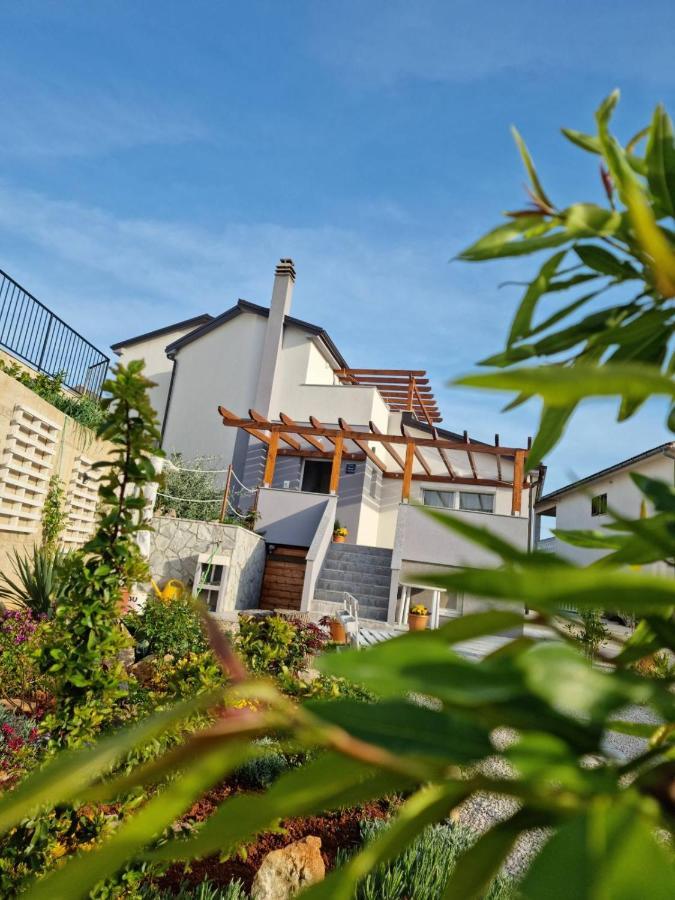 Appartement Apartman Luce à Brzac Extérieur photo